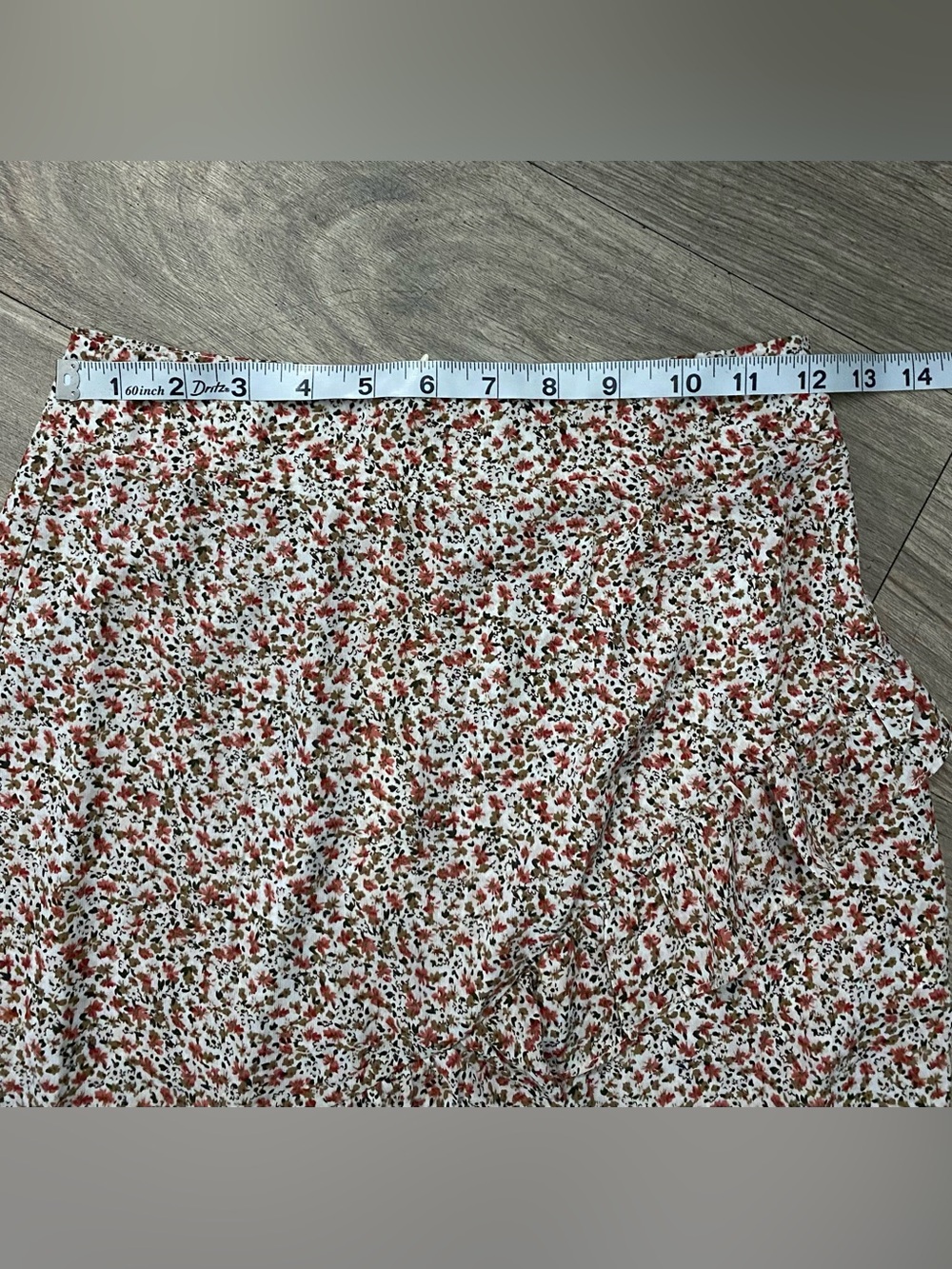 Princess Polly White Mini Skirt with Red Floral Pattern - Picture 3 of 7